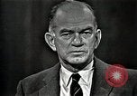 Immagine di Il senatore Fullbright United States USA, 1966, secondo 14 filmato di repertorio 65675026732