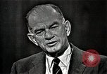 Immagine di Il senatore Fullbright United States USA, 1966, secondo 45 filmato di repertorio 65675026732
