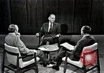Immagine di Il senatore Fullbright United States USA, 1966, secondo 59 filmato di repertorio 65675026732