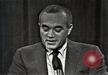 Immagine di Il senatore Fullbright United States USA, 1966, secondo 6 filmato di repertorio 65675026735