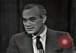 Immagine di Il senatore Fullbright United States USA, 1966, secondo 8 filmato di repertorio 65675026735