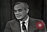 Immagine di Il senatore Fullbright United States USA, 1966, secondo 17 filmato di repertorio 65675026735