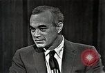 Immagine di Il senatore Fullbright United States USA, 1966, secondo 18 filmato di repertorio 65675026735