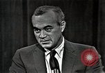 Immagine di Il senatore Fullbright United States USA, 1966, secondo 20 filmato di repertorio 65675026735