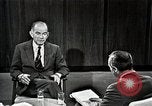 Immagine di Il senatore Fullbright United States USA, 1966, secondo 26 filmato di repertorio 65675026735
