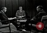 Immagine di Il senatore Fullbright United States USA, 1966, secondo 54 filmato di repertorio 65675026735