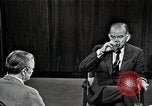 Immagine di Il senatore Fullbright United States USA, 1966, secondo 7 filmato di repertorio 65675026736