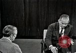Immagine di Il senatore Fullbright United States USA, 1966, secondo 8 filmato di repertorio 65675026736