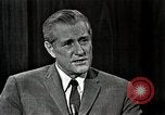 Immagine di Il senatore Fullbright United States USA, 1966, secondo 14 filmato di repertorio 65675026736