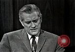 Immagine di Il senatore Fullbright United States USA, 1966, secondo 22 filmato di repertorio 65675026736