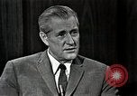 Immagine di Il senatore Fullbright United States USA, 1966, secondo 30 filmato di repertorio 65675026736