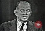 Immagine di Il senatore Fullbright United States USA, 1966, secondo 48 filmato di repertorio 65675026736