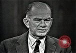 Immagine di Il senatore Fullbright United States USA, 1966, secondo 54 filmato di repertorio 65675026736