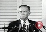 Immagine di Il senatore Fullbright United States USA, 1966, secondo 1 filmato di repertorio 65675026743