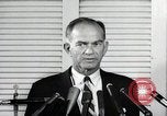 Immagine di Il senatore Fullbright United States USA, 1966, secondo 7 filmato di repertorio 65675026743
