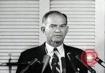 Immagine di Il senatore Fullbright United States USA, 1966, secondo 8 filmato di repertorio 65675026743