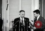 Immagine di Il senatore Fullbright United States USA, 1966, secondo 28 filmato di repertorio 65675026743
