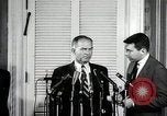 Immagine di Il senatore Fullbright United States USA, 1966, secondo 30 filmato di repertorio 65675026743