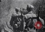 Standbild Alliierte Kriegsgefangene gerettet aus japanischen Cabanatuan Gefangenenlager Luzon Philippinen, 1945, aus Sekunde 41 historischem Filmmaterial Videoclip 65675026771