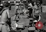 Immagine di Salvataggio dei prigionieri NEGLI STATI UNITI Cebu Filippine, 1945, secondo 8 filmato di repertorio 65675026775