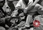 Immagine di Salvataggio dei prigionieri NEGLI STATI UNITI Cebu Filippine, 1945, secondo 59 filmato di repertorio 65675026775