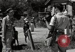 Immagine di Stati Uniti prigionieri Luzon Filippine, 1945, secondo 10 filmato di repertorio 65675026776