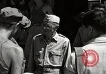 Immagine di Stati Uniti prigionieri Luzon Filippine, 1945, secondo 24 filmato di repertorio 65675026776