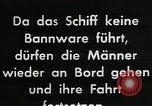 Standbild deutsche U-Boot Atlantik, 1941, aus Sekunde 53 historischem Filmmaterial Videoclip 65675026786
