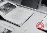 Immagine di Libri in tedesco Stoccolma SVEZIA, 1941, secondo 19 filmato di repertorio 65675026793
