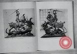 Immagine di Libri in tedesco Stoccolma SVEZIA, 1941, secondo 22 filmato di repertorio 65675026793