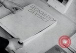 Immagine di Libri in tedesco Stoccolma SVEZIA, 1941, secondo 30 filmato di repertorio 65675026793