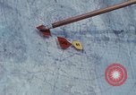 Immagine di Lt Daryl R Younstrum e grandi Giordania dando intelligence briefing Phan Rang Vietnam, 1970, secondo 53 filmato di repertorio 65675026821