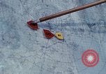 Immagine di Lt Daryl R Younstrum e grandi Giordania dando intelligence briefing Phan Rang Vietnam, 1970, secondo 54 filmato di repertorio 65675026821