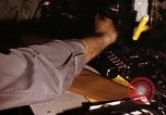 Immagine di AC-119K che mostra il navigatore Phan Rang Vietnam, 1970, secondo 10 filmato di repertorio 65675026822