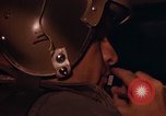 Immagine di AC-119K che mostra il navigatore Phan Rang Vietnam, 1970, secondo 45 filmato di repertorio 65675026822