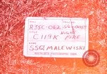 Immagine di AC-119K che mostra gli avieri carico e controllo mini pistole Phan Rang Vietnam, 1970, secondo 3 filmato di repertorio 65675026825