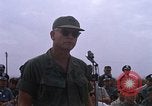 Standbild Dr Seamans Soc Trang Air Base Vietnam, 1970, aus Sekunde 32 historischem Filmmaterial Videoclip 65675026830