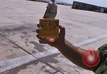 Standbild Dr Seamans Abreise Phan Rang Air Base Vietnam, 1970, aus Sekunde 8 historischem Filmmaterial Videoclip 65675026831