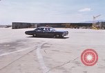 Standbild Dr Seamans Abreise Phan Rang Air Base Vietnam, 1970, aus Sekunde 13 historischem Filmmaterial Videoclip 65675026831