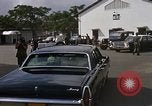 Standbild Dr Seamans präsentiert silberne Sterne Tan Son Nhut Vietnam, 1970, aus Sekunde 34 historischem Filmmaterial Videoclip 65675026832