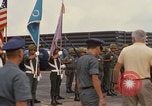 Standbild Dr Seamans präsentiert silberne Sterne Tan Son Nhut Vietnam, 1970, aus Sekunde 62 historischem Filmmaterial Videoclip 65675026832