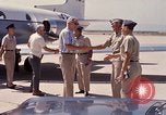 Standbild Dr Seamans Anreise Phan Rang Vietnam, 1970, aus Sekunde 29 historischem Filmmaterial Videoclip 65675026834