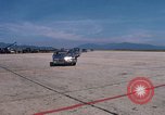 Standbild Dr Seamans Inspektion alert Kleiderbügel Phan Rang Vietnam, 1970, aus Sekunde 4 historischem Filmmaterial Videoclip 65675026835
