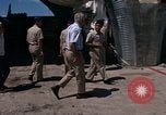 Standbild Dr Seamans Inspektion alert Kleiderbügel Phan Rang Vietnam, 1970, aus Sekunde 58 historischem Filmmaterial Videoclip 65675026835