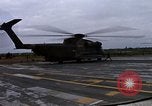 Standbild HH-53B Hubschrauber abheben Phan Rang Vietnam, 1970, aus Sekunde 32 historischem Filmmaterial Videoclip 65675026836