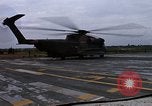 Standbild HH-53B Hubschrauber abheben Phan Rang Vietnam, 1970, aus Sekunde 59 historischem Filmmaterial Videoclip 65675026836
