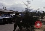 Standbild Dr Seamans geben Medaillen an die VAF-Truppen Nha Trang Vietnam AFB, 1970, aus Sekunde 8 historischem Filmmaterial Videoclip 65675026837