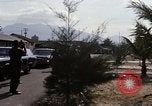 Standbild Dr Seamans geben Medaillen an die VAF-Truppen Nha Trang Vietnam AFB, 1970, aus Sekunde 11 historischem Filmmaterial Videoclip 65675026837