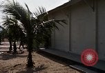 Standbild Dr Seamans geben Medaillen an die VAF-Truppen Nha Trang Vietnam AFB, 1970, aus Sekunde 17 historischem Filmmaterial Videoclip 65675026837
