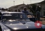 Standbild Dr Seamans geben Medaillen an die VAF-Truppen Nha Trang Vietnam AFB, 1970, aus Sekunde 36 historischem Filmmaterial Videoclip 65675026837